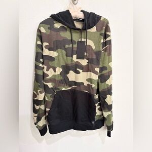 NWT Westy Mfg Co Camo Pullover Hoodie Green Black Size M
